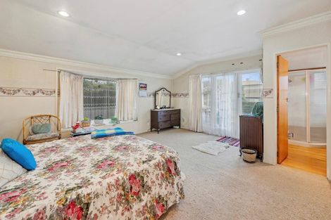 Photo of property in 60 Kawaha Point Road, Kawaha Point, Rotorua, 3010