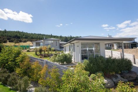 Photo of property in 3 Clearview Street, Wanaka, 9305