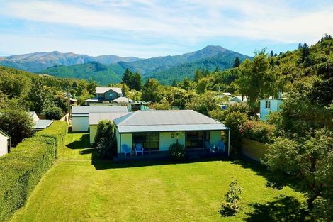 Photo of property in 1 Devon Street, Hanmer Springs, 7334