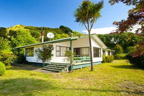 Photo of property in 322 Bruce Road, Whatatutu, Te Karaka, 4091