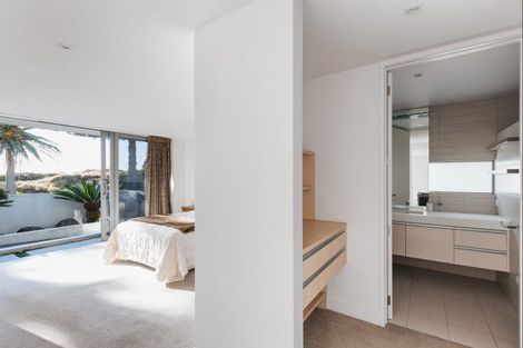 Photo of property in 81 Marine Parade, Mount Maunganui, 3116