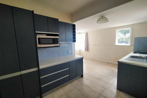 Photo of property in 1/24 Blockhouse Road, Avondale, Auckland, 1026