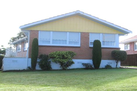 Photo of property in 658 Pakuranga Road, Howick, Auckland, 2010