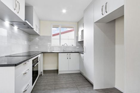 Photo of property in 2/8 Cameron Place, Ranui, Auckland, 0612