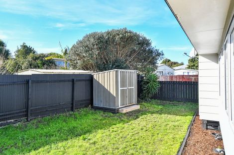 Photo of property in 1/5 Navigator Place, Papatoetoe, Auckland, 2025