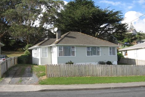 Photo of property in 96 Hampshire Street, Cannons Creek, Porirua, 5024