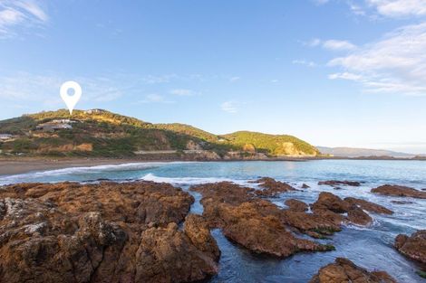 Photo of property in 239 Houghton Bay Road, Houghton Bay, Wellington, 6023