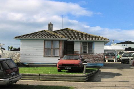 Photo of property in 27 Mclaren Crescent, Onekawa, Napier, 4110