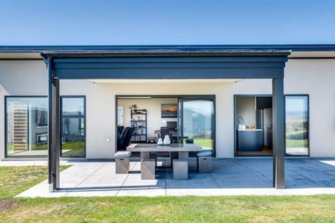 Photo of property in 164 Eskridge Drive, Eskdale, Napier, 4182