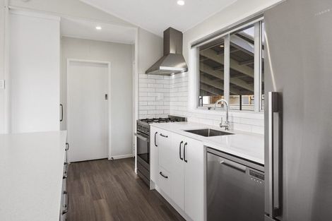 Photo of property in 39 Fairfield Road, Hawera, 4610