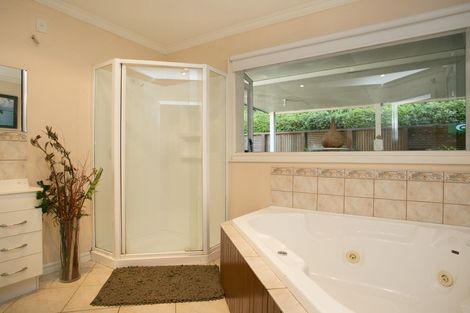 Photo of property in 29 Rereahu Avenue, Hatepe, Turangi, 3382