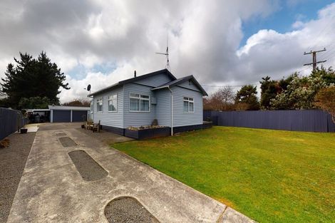 Photo of property in 76 Whakahoro Road, Manakau, Levin, 5573
