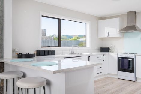 Photo of property in 42 Lytton Road, Riverdale, Gisborne, 4010