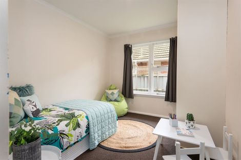 Photo of property in 23 Mappleton Avenue, Burnside, Christchurch, 8053