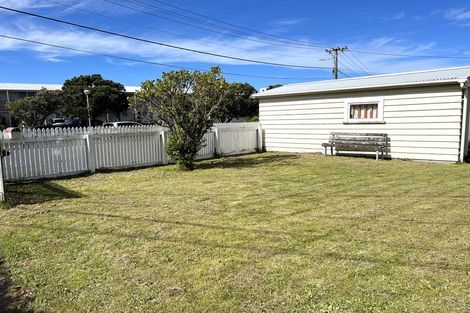Photo of property in 21 Kemp Street, Kilbirnie, Wellington, 6022