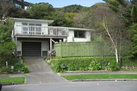 Photo of property in 9 Damian Grove, Waterloo, Lower Hutt, 5011