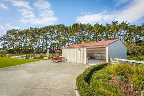 Photo of property in 135c Hutchinson Road, Helensville, 0875