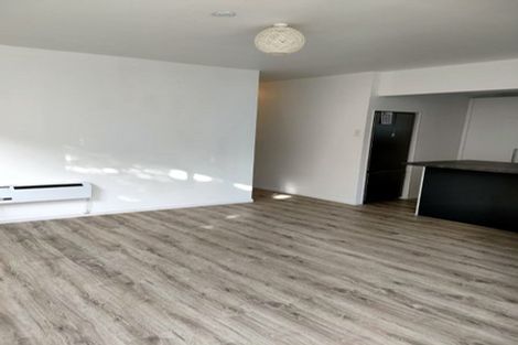 Photo of property in 19/125 Queens Drive, Lyall Bay, Wellington, 6022