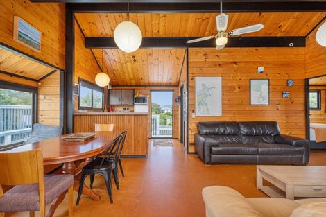 Photo of property in 85 Oyster Drive, Cooks Beach, Whitianga, 3591