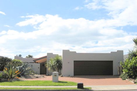 Photo of property in 129 Gravatt Road, Papamoa Beach, Papamoa, 3118