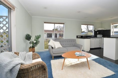 Photo of property in 10a Deller Drive, Carterton, 5713