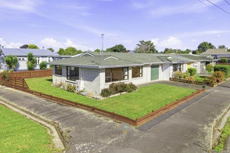 Photo of property in 5a Cambridge Street, Pahiatua, 4910