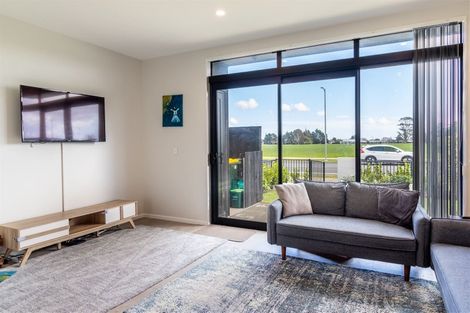 Photo of property in 7 Battalion Drive, Papakura, 2110