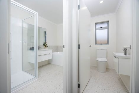 Photo of property in 13 Pukaki Place, Baverstock, 3200