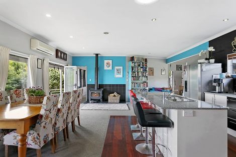 Photo of property in 89 Hill View Drive, Acacia Bay, Taupo, 3385