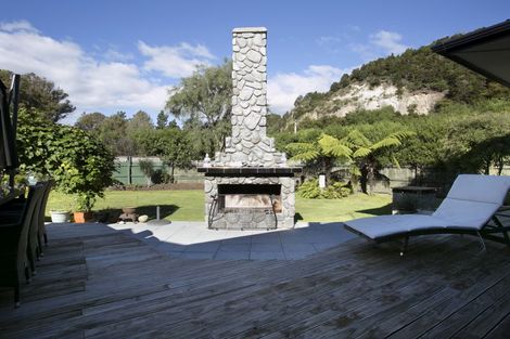 Photo of property in 29 Rereahu Avenue, Hatepe, Turangi, 3382