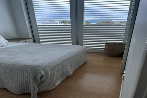 Photo of property in Sentinel Apartments, 402/3 Northcroft Street, Takapuna, Auckland, 0622