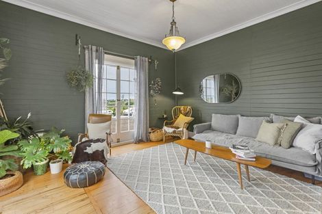 Photo of property in 23 Main Road, Raglan, 3225