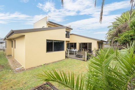 Photo of property in 16 Grasmere Court, Huntington, Hamilton, 3210