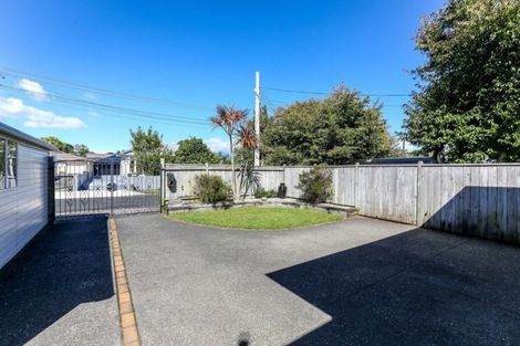 Photo of property in 27 List Street, Welbourn, New Plymouth, 4310