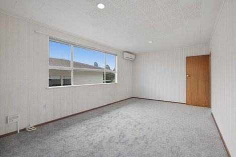 Photo of property in 14 Huatoki Street, Vogeltown, New Plymouth, 4310