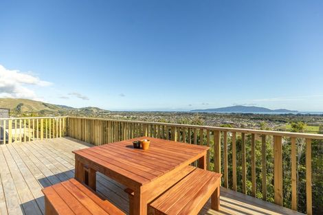 Photo of property in 94 Kotare Street, Waikanae, 5036