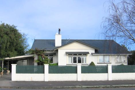Photo of property in 4 Summerhays Street, Terrace End, Palmerston North, 4410