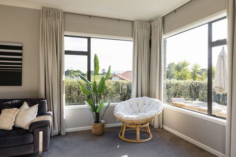 Photo of property in 10 The Dales, Dinsdale, Hamilton, 3204