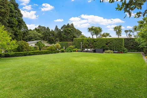 Photo of property in 8 Grand View Road, Leigh, 0985