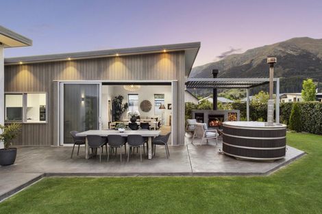 Photo of property in 10 Teal Place, Lake Hawea, Wanaka, 9382