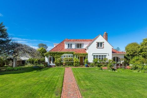 Photo of property in 27 Sandringham Street, Saint Clair, Dunedin, 9012