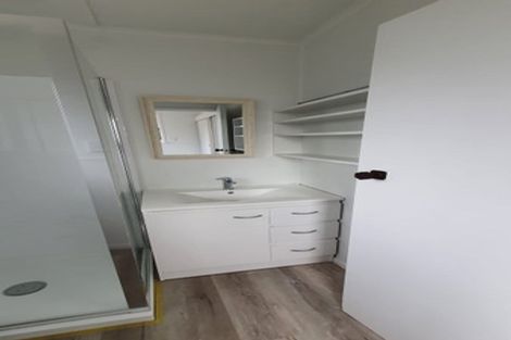 Photo of property in 624 Pakuranga Road, Howick, Auckland, 2010