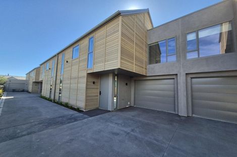 Photo of property in 2/23 Webb Street, Saint Albans, Christchurch, 8014