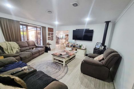 Photo of property in 20 Hoyte Place, Pukehangi, Rotorua, 3015