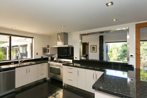 Photo of property in 113 Veale Road, Ridgewood, New Plymouth, 4371