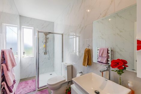 Photo of property in 6 Josh Road, Huapai, Kumeu, 0810