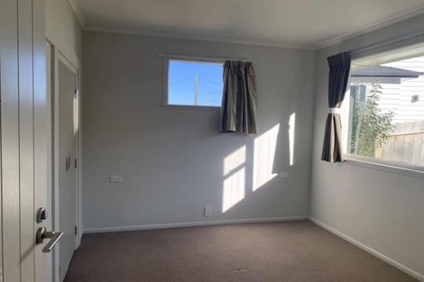 Photo of property in 1/26 Becroft Drive, Forrest Hill, Auckland, 0620