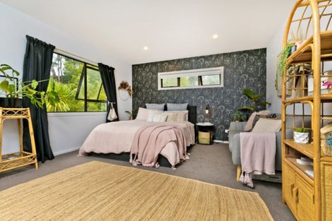 Photo of property in 19 Te Araroa Drive, Paremoremo, Auckland, 0632