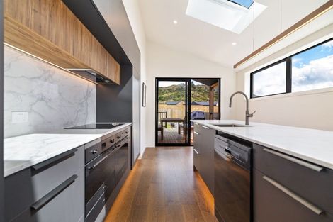 Photo of property in 18 Grain Close, Jacks Point, 9371