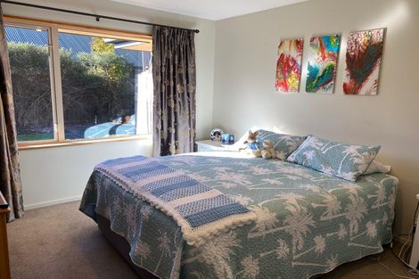 Photo of property in 6 Oratia Grove, Northwood, Christchurch, 8051